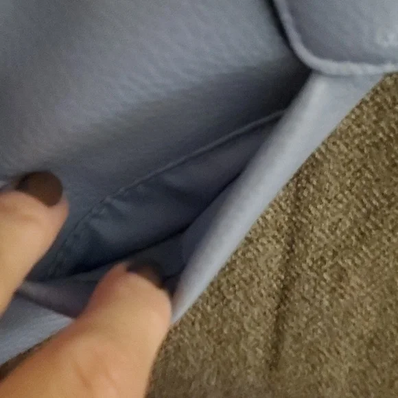 A new day handbag *open to offers, donating soon * - Picture 3 of 4